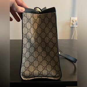 Gucci GG Supreme padlock shoulder bag
